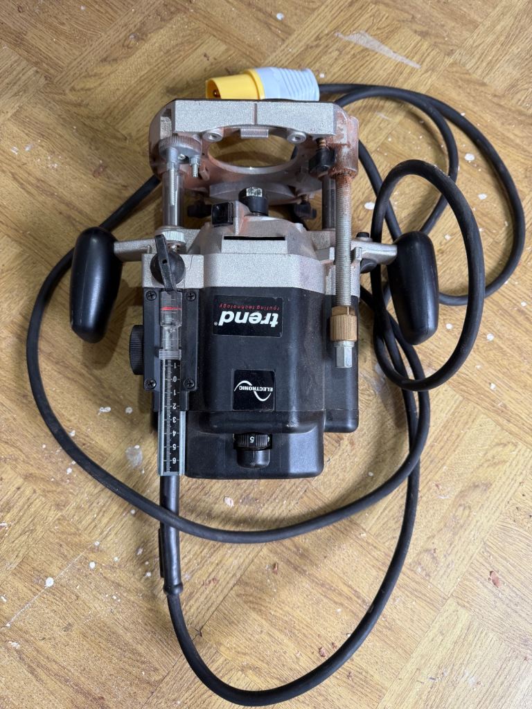 image for Trend T11 router