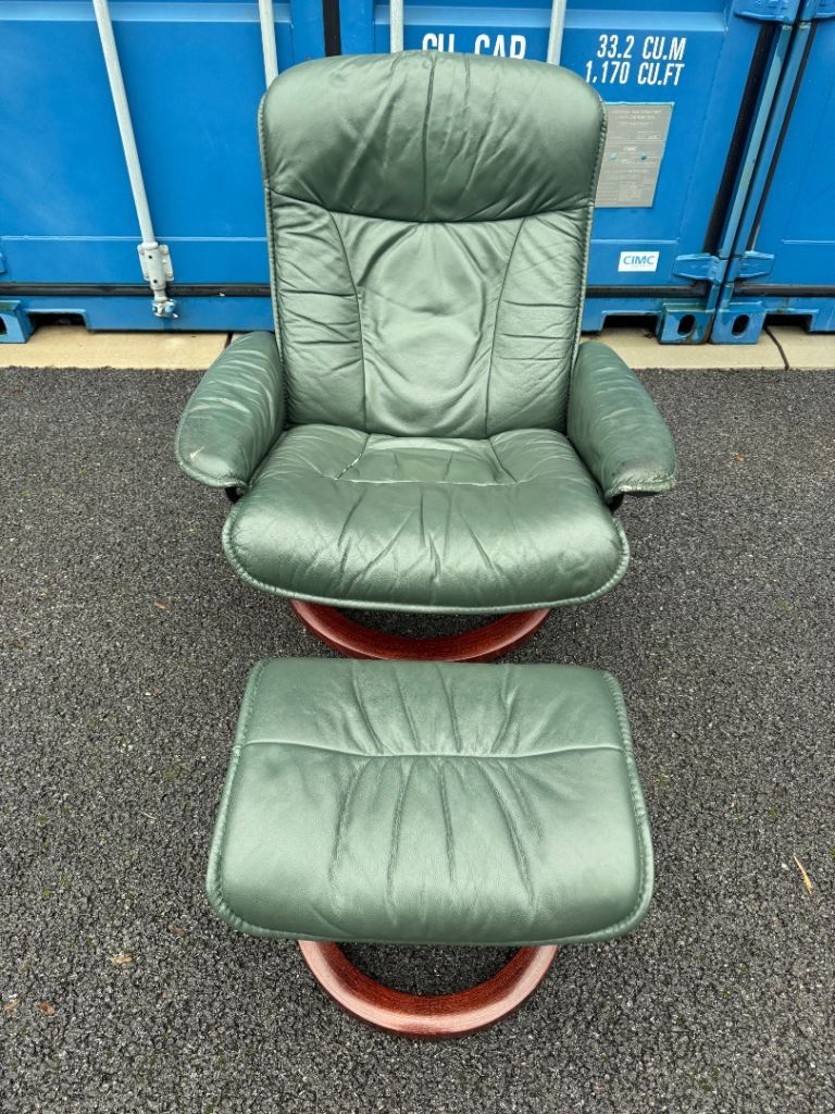image for Ekornes stressless armchair damage on the arms possible delivery