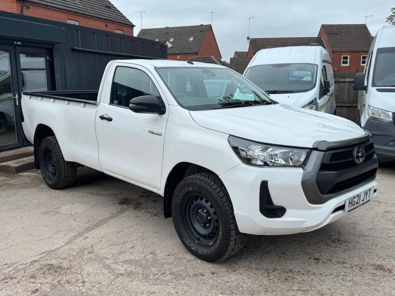 2021 TOYOTA HILUX SINGLE CAB D-4D ACTIVE NARROW BODY 4WD PICK UP TRUCK EURO 6
