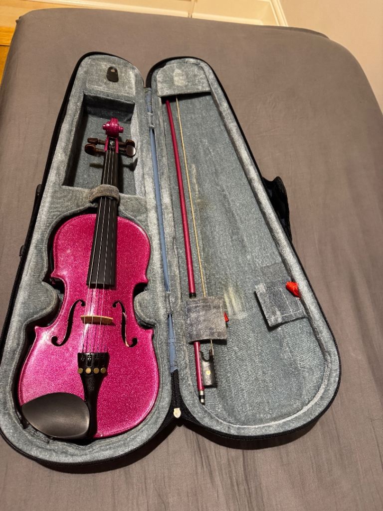 Stentor harliquen violin 1/2 size