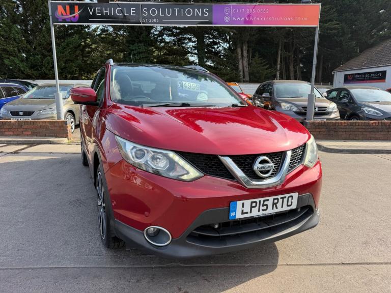 2015 Nissan Qashqai 1.5 dCi Tekna 5dr HATCHBACK Diesel Manual