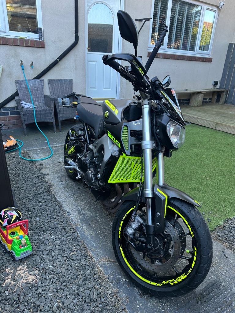 Yamaha mt 09 swop for transit custom 