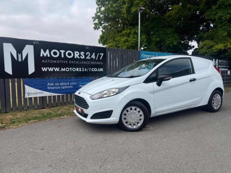 Ford Fiesta FIESTA 1.6 TDCi ECOnetic VAN+EX BT!+JUST 29000 Diesel