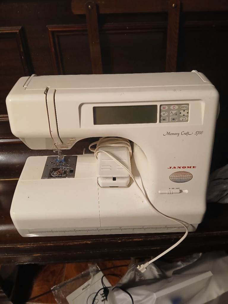 image for Jamone embroidery sewing machine 