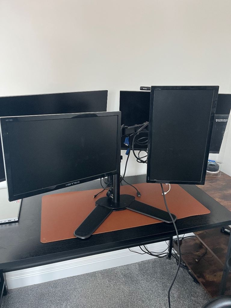 Desk Monitor and Stand set up - Good condition
