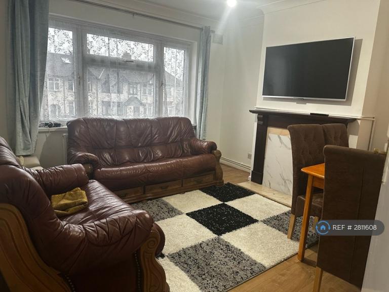 1 bedroom in Barley Lane, Ilford, IG3 (#2811608)