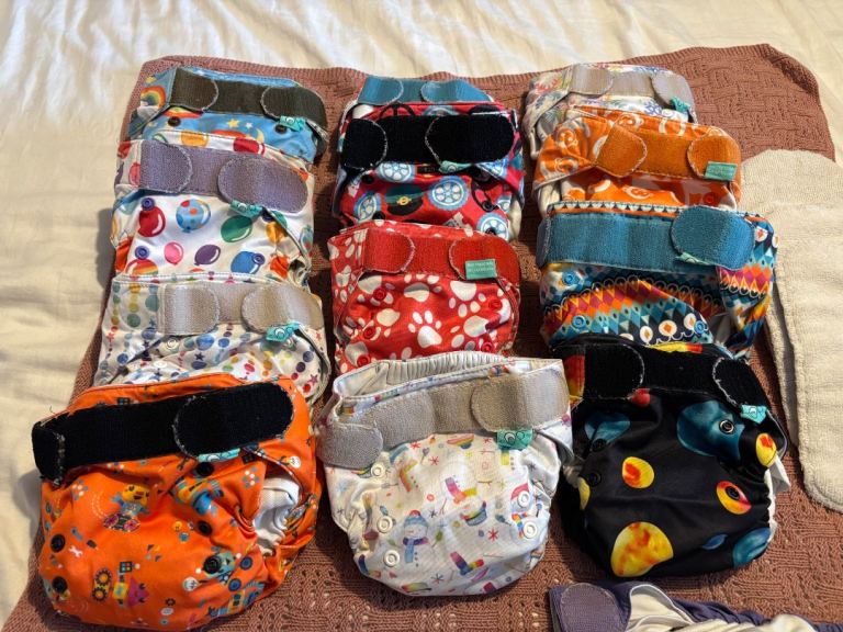 TotsBots Easyfit Reusable Nappies with Inserts – Good Condition