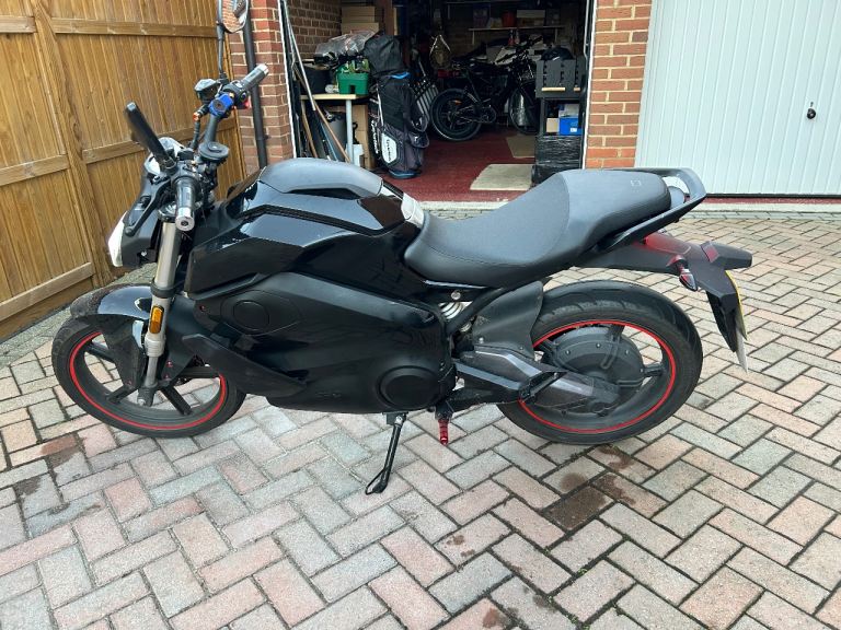 Vmoto street hunter PRO