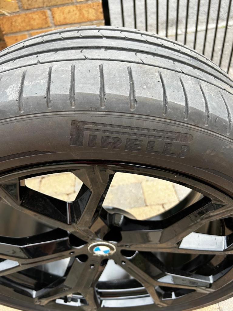 BMW x5 alloy wheels and tyres suits 2020/2026 models 