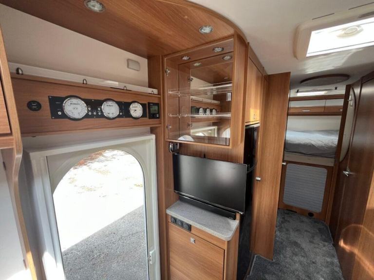 Dethleffs Espirit 7870 Comfort 7 Berth 6 Belt End Garage Motorhome
