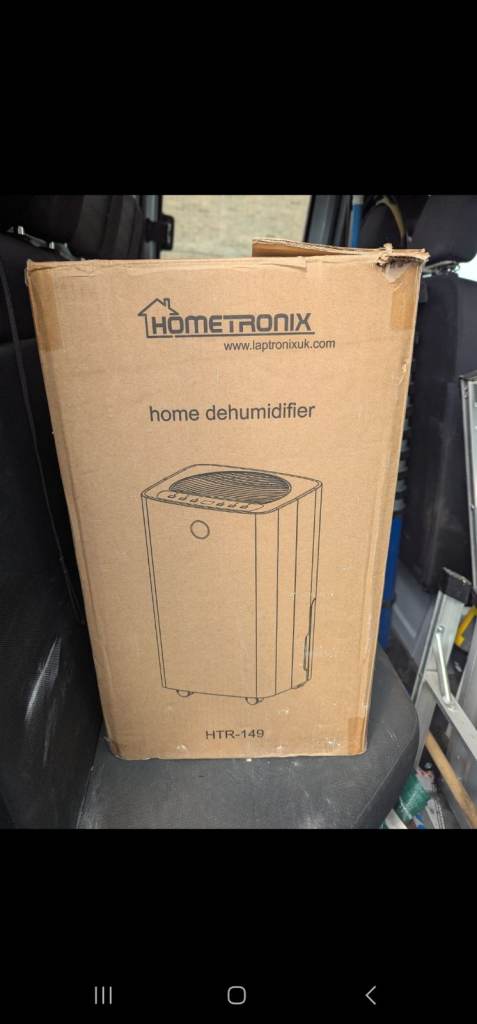 HomeTronix 12L Dehumidifier - White, As Good As New