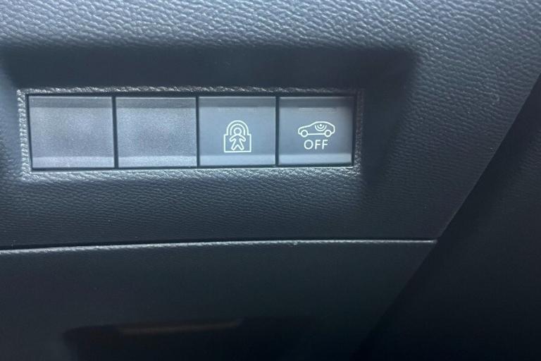  Peugeot 208 1.2 Puretech Mhev Gt Hatchback 5dr Petrol Hybrid E Dsc Euro 6 s/s