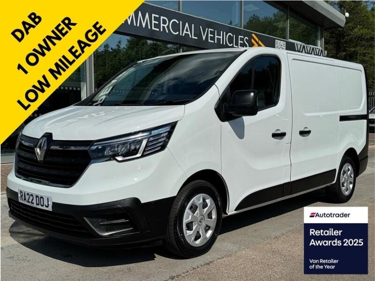 2022 Renault Trafic DCI 130ps SL28 Business L1 SWB with Low Mileage, 1 Owner & Cruise Control Pan...