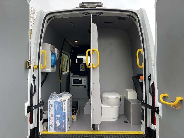 2021 Renault Master ZE 56KW FWD 3T1 L2 H2 ED MESS CREW CAB Unlisted Electric PANEL VAN Electric M...