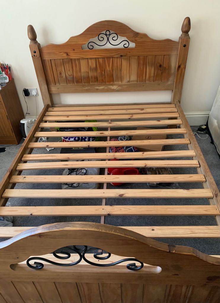 Free Wooden Double Bed Frame - Minor Repairs Needed