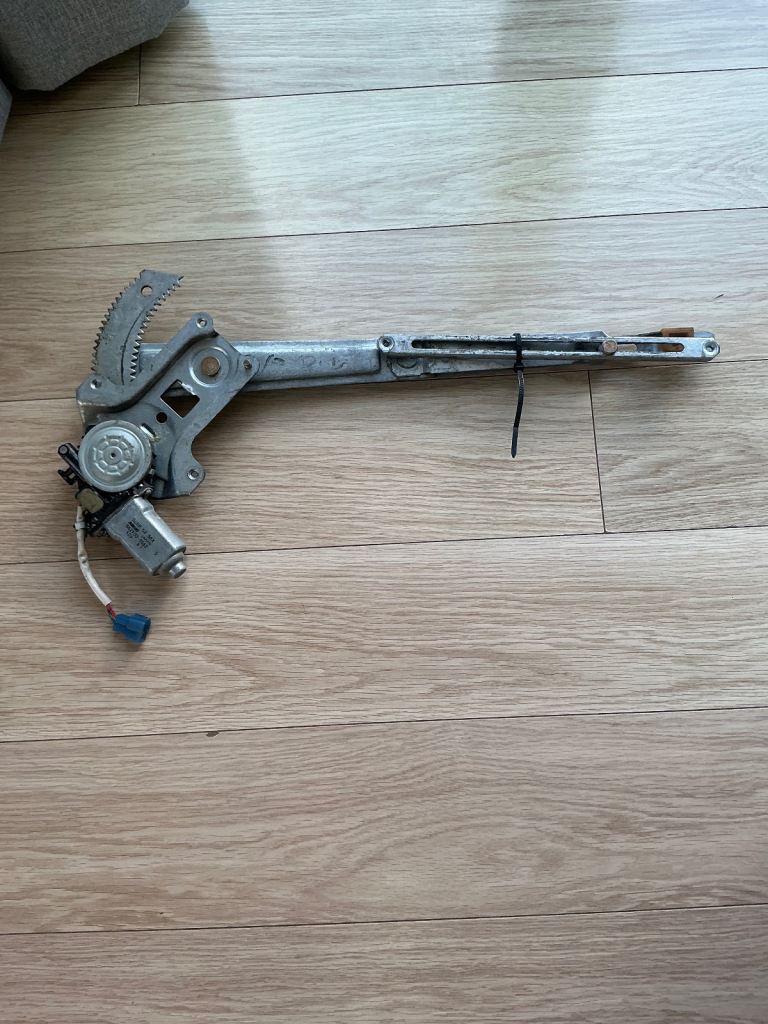 MAZDA BONGO WINDOW MECHANISM 