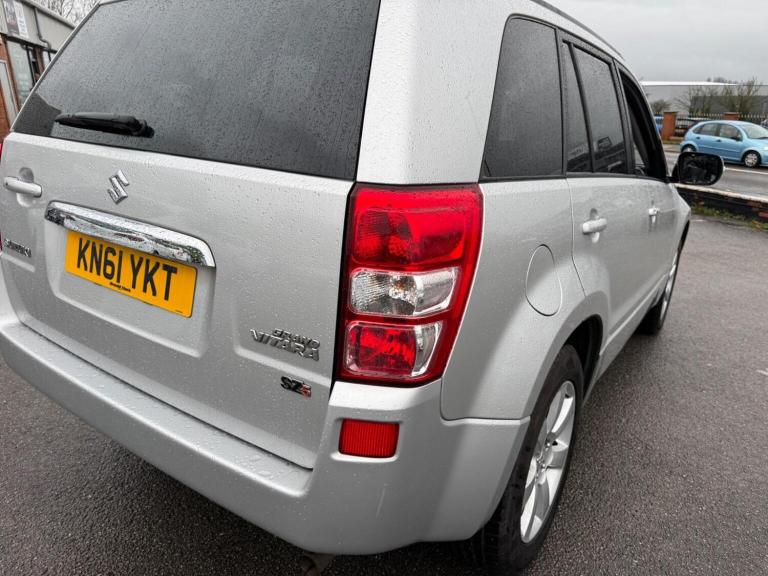 SUZUKI GRAND VITARA 2.4 VVT SZ5 4WD Euro 5 5dr 2011