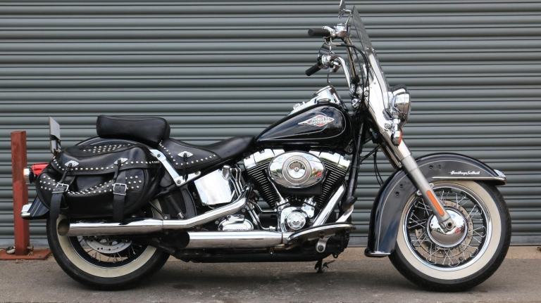 Harley-Davidson FLSTC SOFTAIL HERITAGE CLASSIC 2011 1584cc