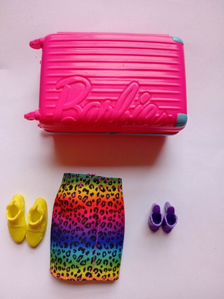 Barbie Suitcase & Accessories Bundle