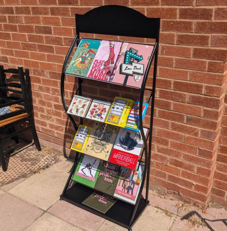 Black Metal Retail Art & Leaflet Display Stand 
