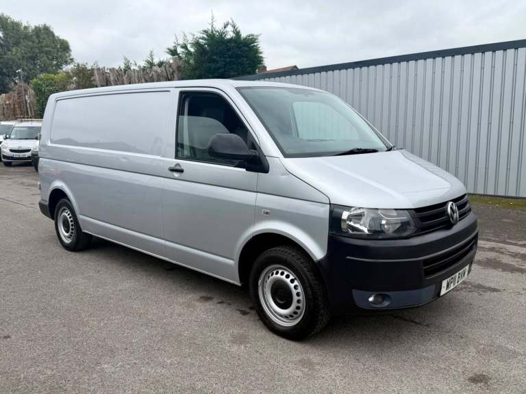 Volkswagen Transporter 2.0 TDI T32 L3 H1 4dr Diesel Manual