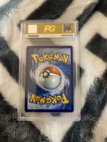 inteleon pokemon card Inteleon VMAX Alternate Secret Rare - 266/264 - Pokemon  Pokemon Singles   SWSH08: Fusion Strike