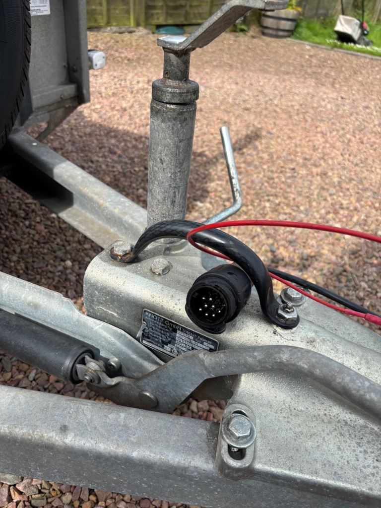 Bateson 0642 general purpose flatbed braked trailer in top condition