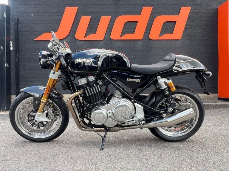 NORTON COMMANDO 961CR