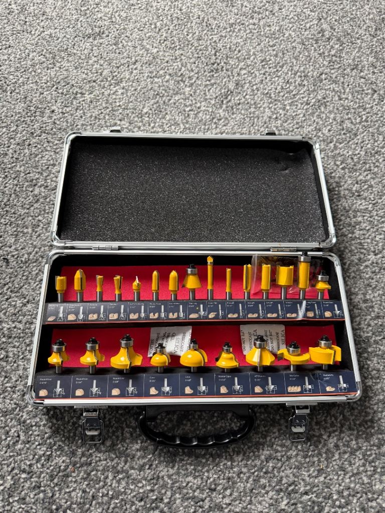 24 piece router bits 1/4 shank new 