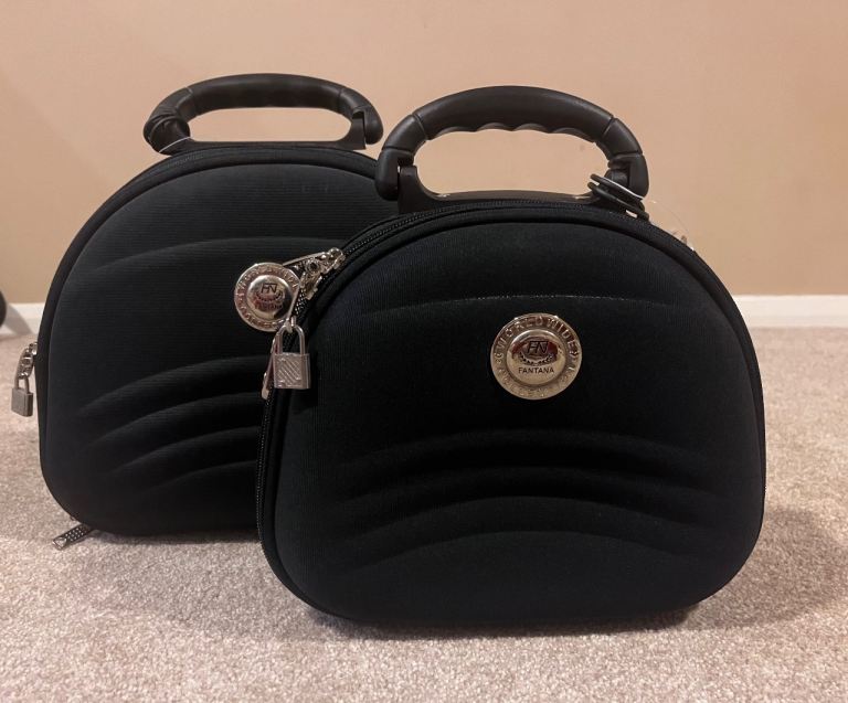 image for Set of 2 mini travel bags 