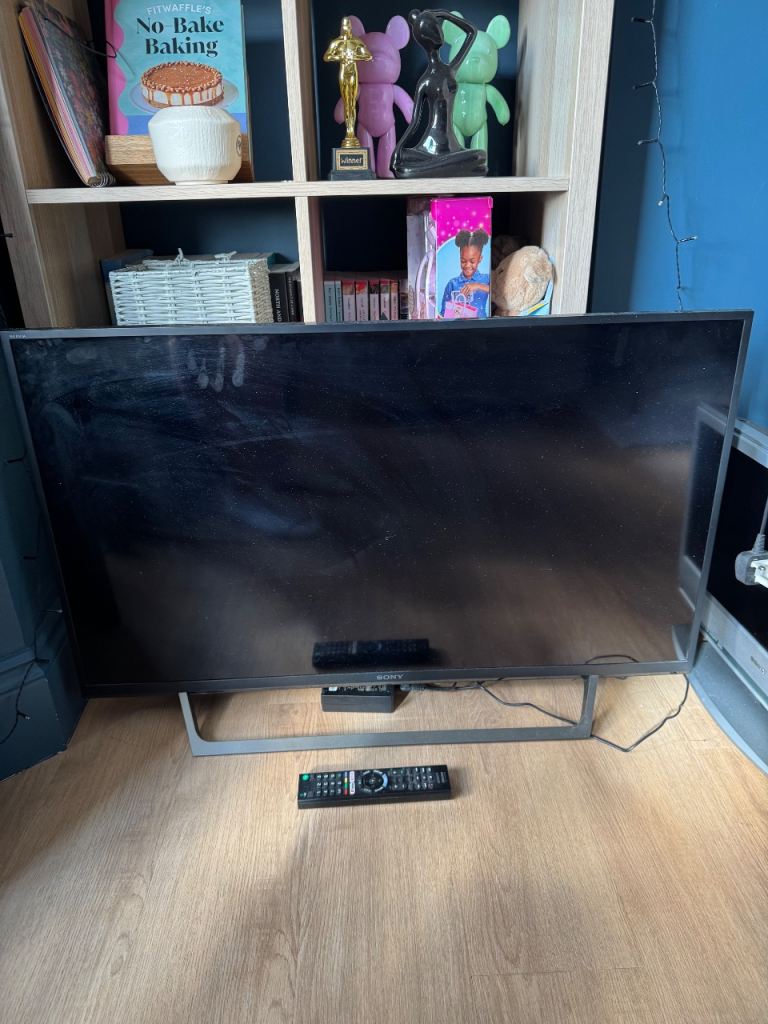 40” Smart TV - Spares and Repair 