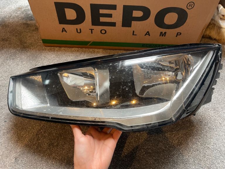 HEADLIGHT AUDI A1 8X 2015-2019 CHROME INNER HEADLAMP  LEFT SIDE NEAR SIDE