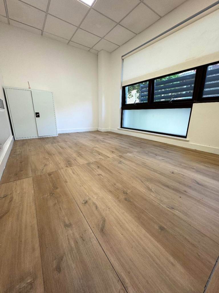 Small Offices / Studios to Rent in Kensington W14