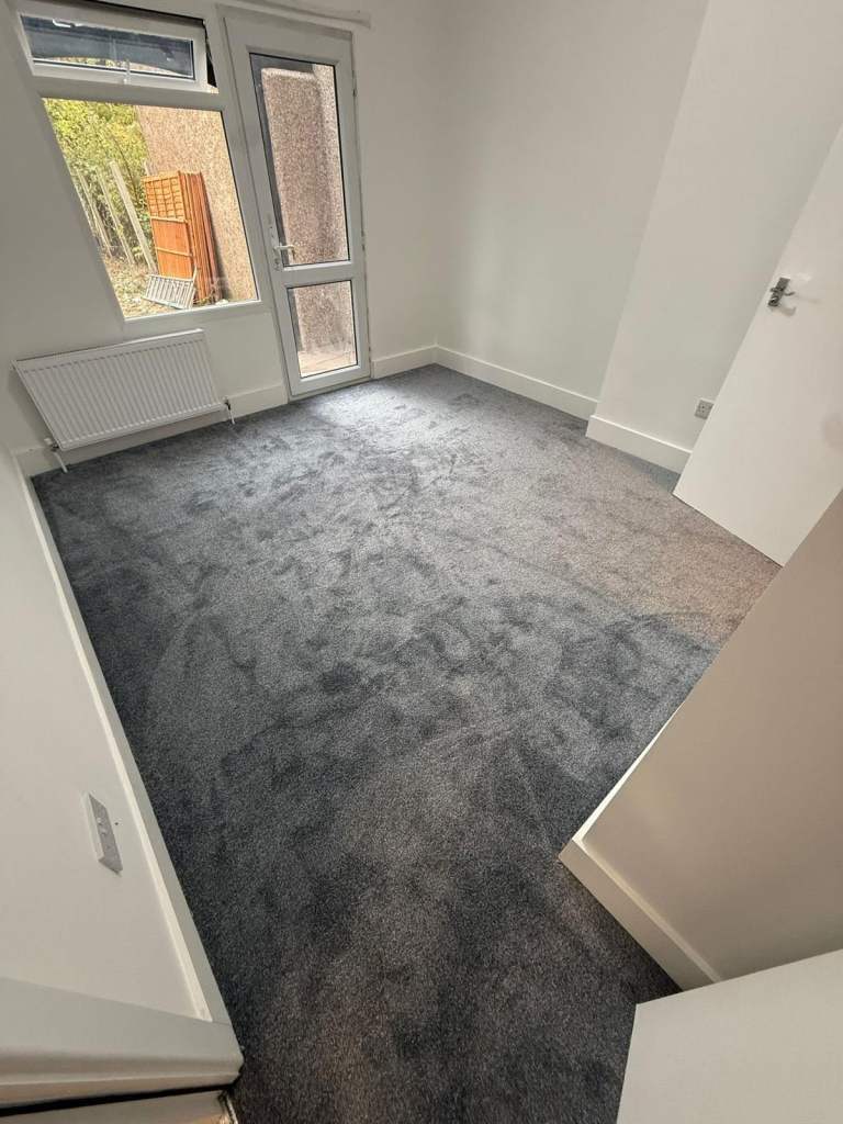 270 7 bed Whitchurch land Stanmore edgeware Ha86qx