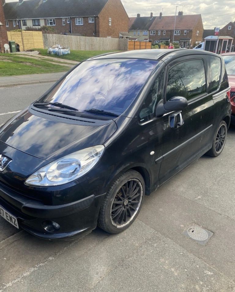 Peugeot, 1007, Hatchback, 2007, Semi-Auto, 1587 (cc), 3 doors