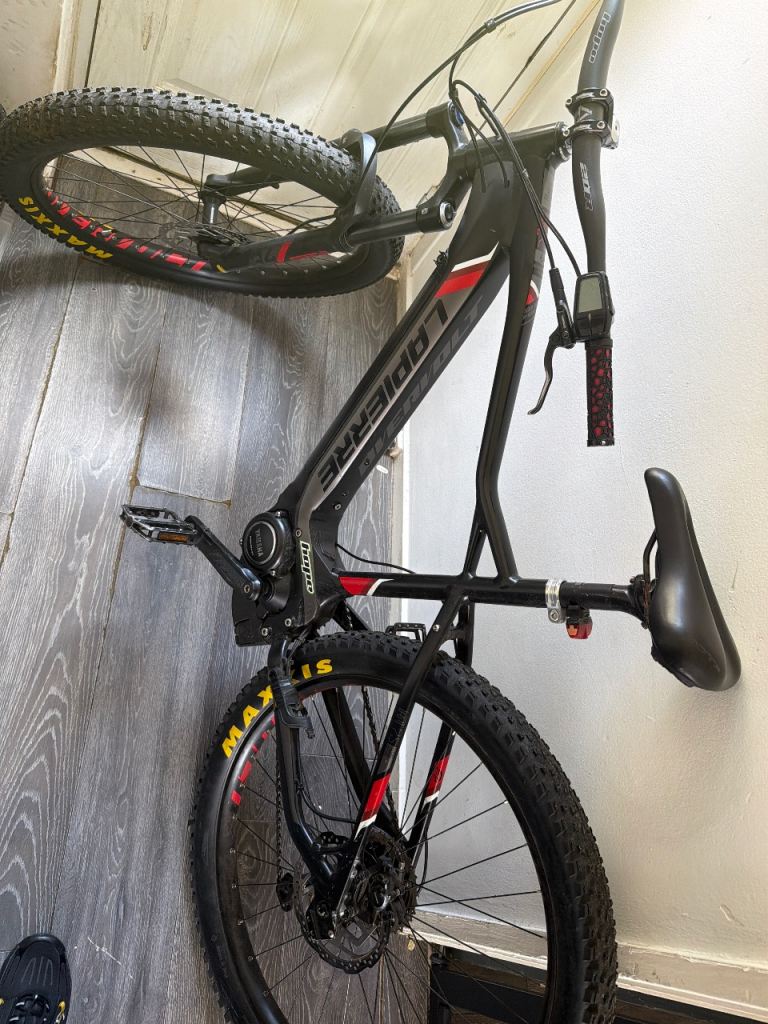 Electric peddle assist Lapierre Mountain Bike - Black and Red, Good Condition