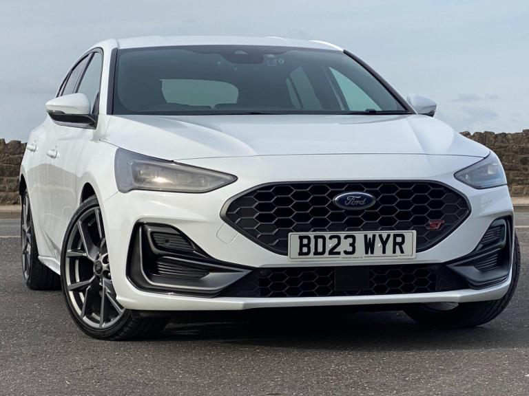 2023 Ford Focus 2.3T ST 5dr - Bang & Olufsen Audio & Virtual Cockpit & Performance Pack HATCHBACK...