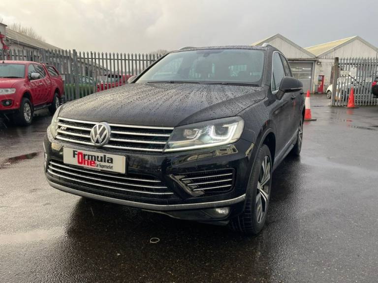 2014 Volkswagen Touareg 3.0 V6 R-LINE TDI BLUEMOTION TECHNOLOGY 5d 202 BHP Estate Diesel Automatic