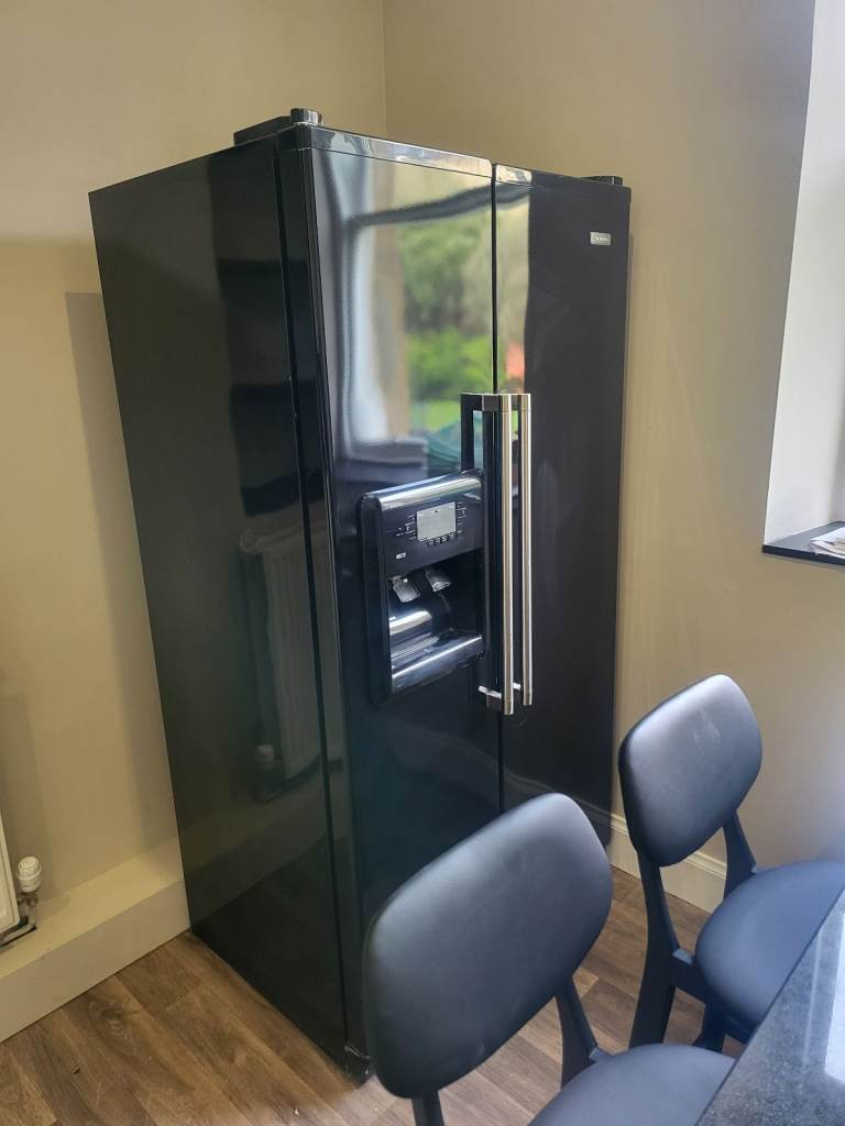 Fully Furnished, very spacious, Elegant 1 Bedroom Flat