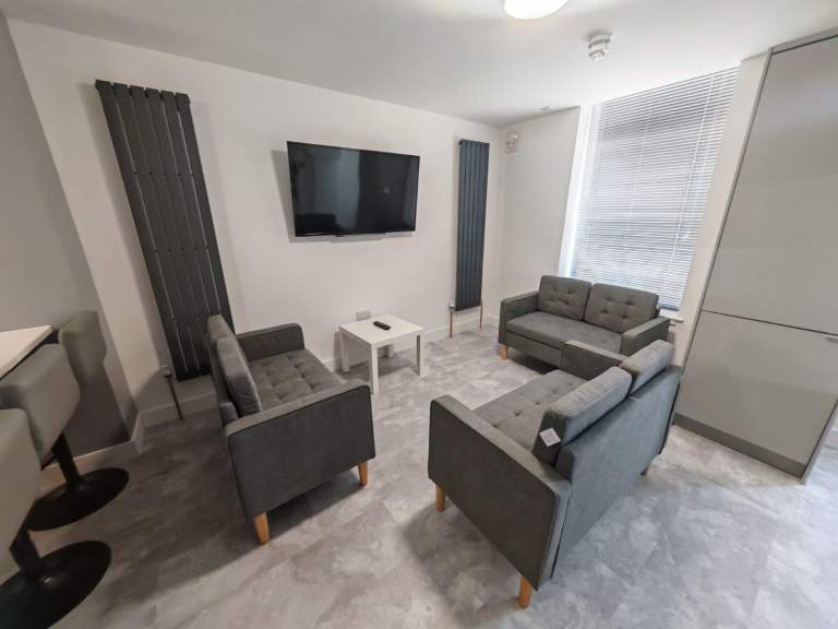 6-Bed Shared House, Southsea PO4 – UC/DSS Tenants Preferred, Bills Included