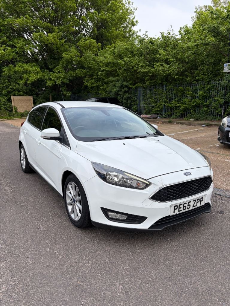 Ford, FOCUS, Hatchback, 2015, Manual, 999 (cc), 5 doors