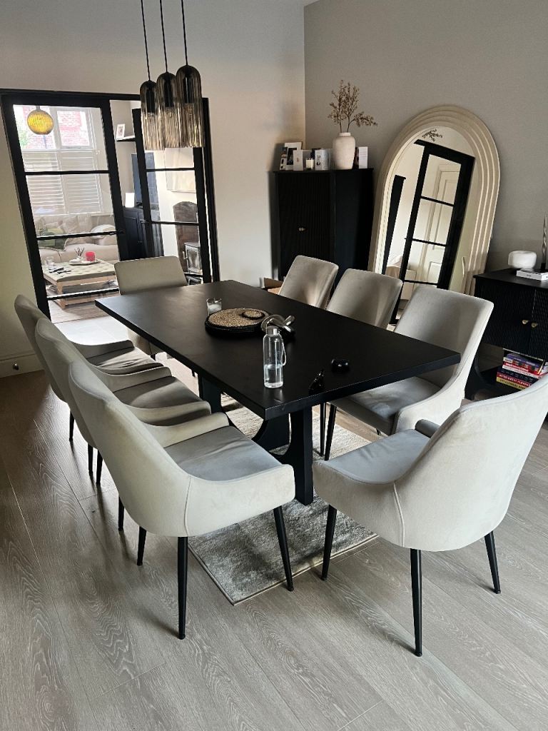 Laura James Dining Table