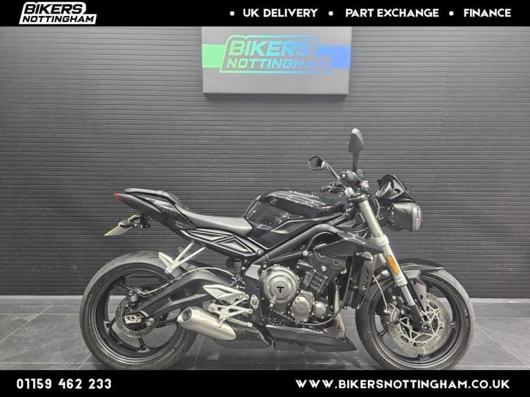 Triumph Street Triple 765 S 2017 *good service history*