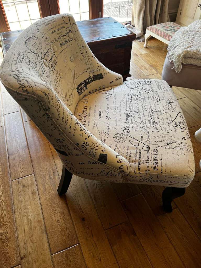 Ivory & Black Bedroom/Occasional/Hallway Chair.