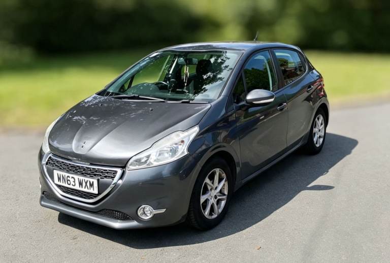 2014 Peugeot 208