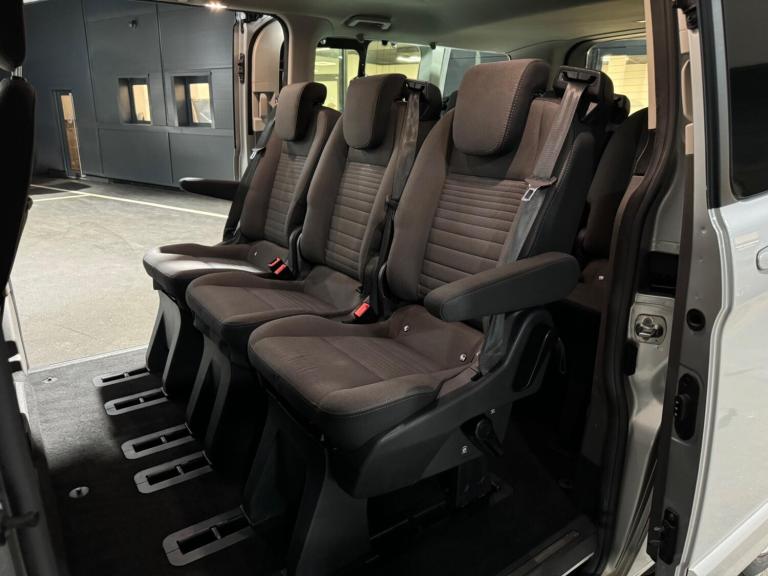 2022 Ford Tourneo Custom 2.0 EcoBlue 130ps L/R 8 Seater Titanium Auto MPV DIESEL Automatic