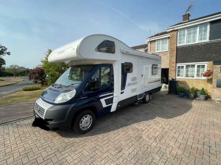 Swift Escape 686 