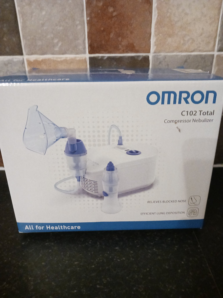 PORTABLE MAINS NEBULISER OMRON C102
