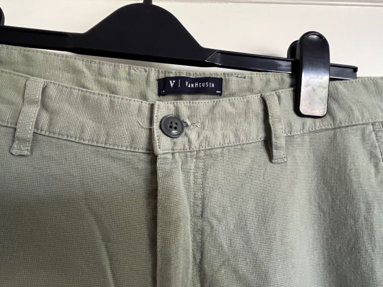 Van Heusen Men's Trousers – Pistachio Green, Good Condition