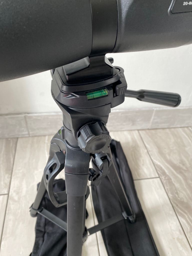 Maginon Spotting Scope 20-60x60 with tripod / Telescope 